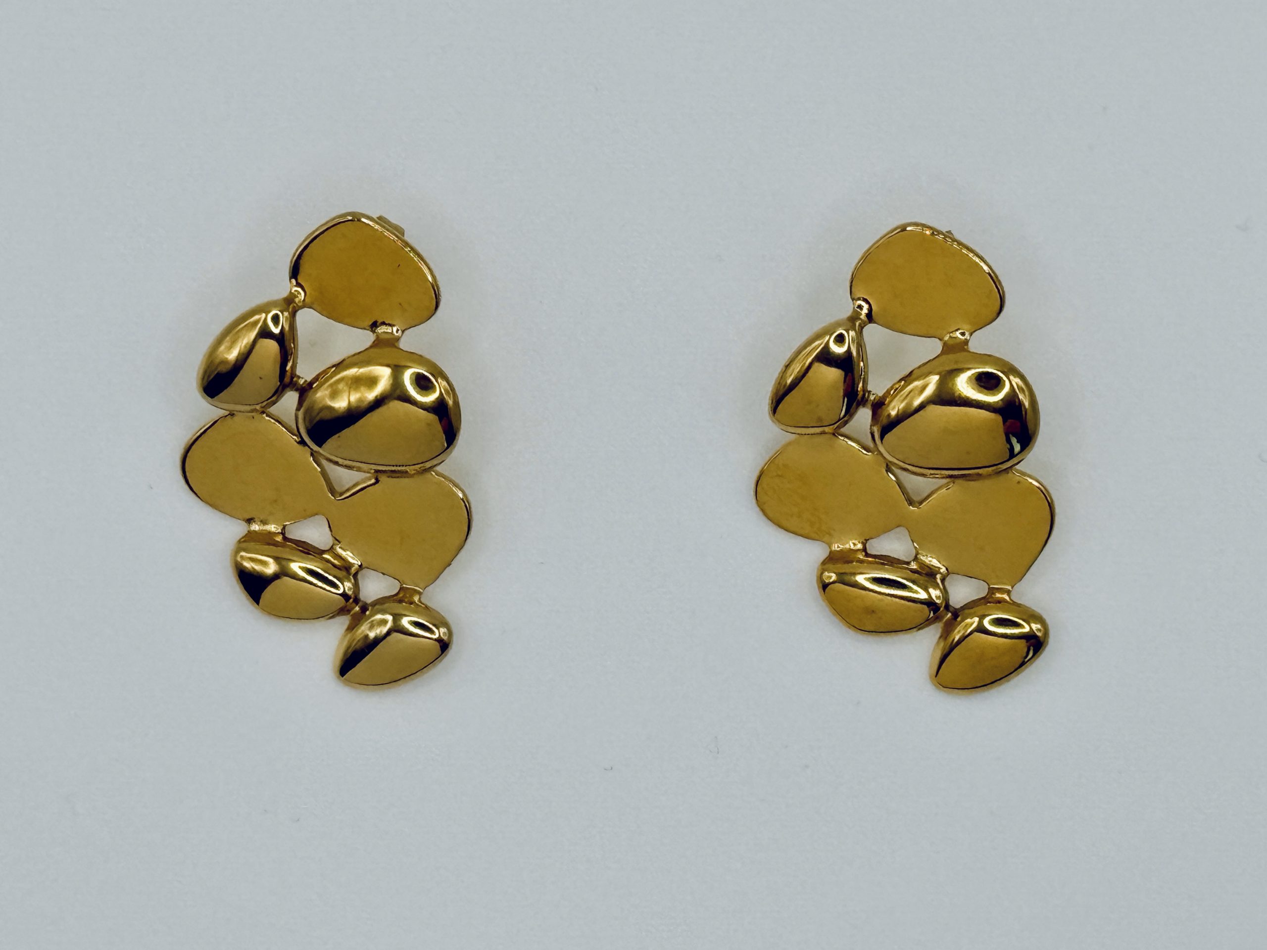 "Golden Pebble" Hammered Cuff Bracelet & Earrings Set - Image 2