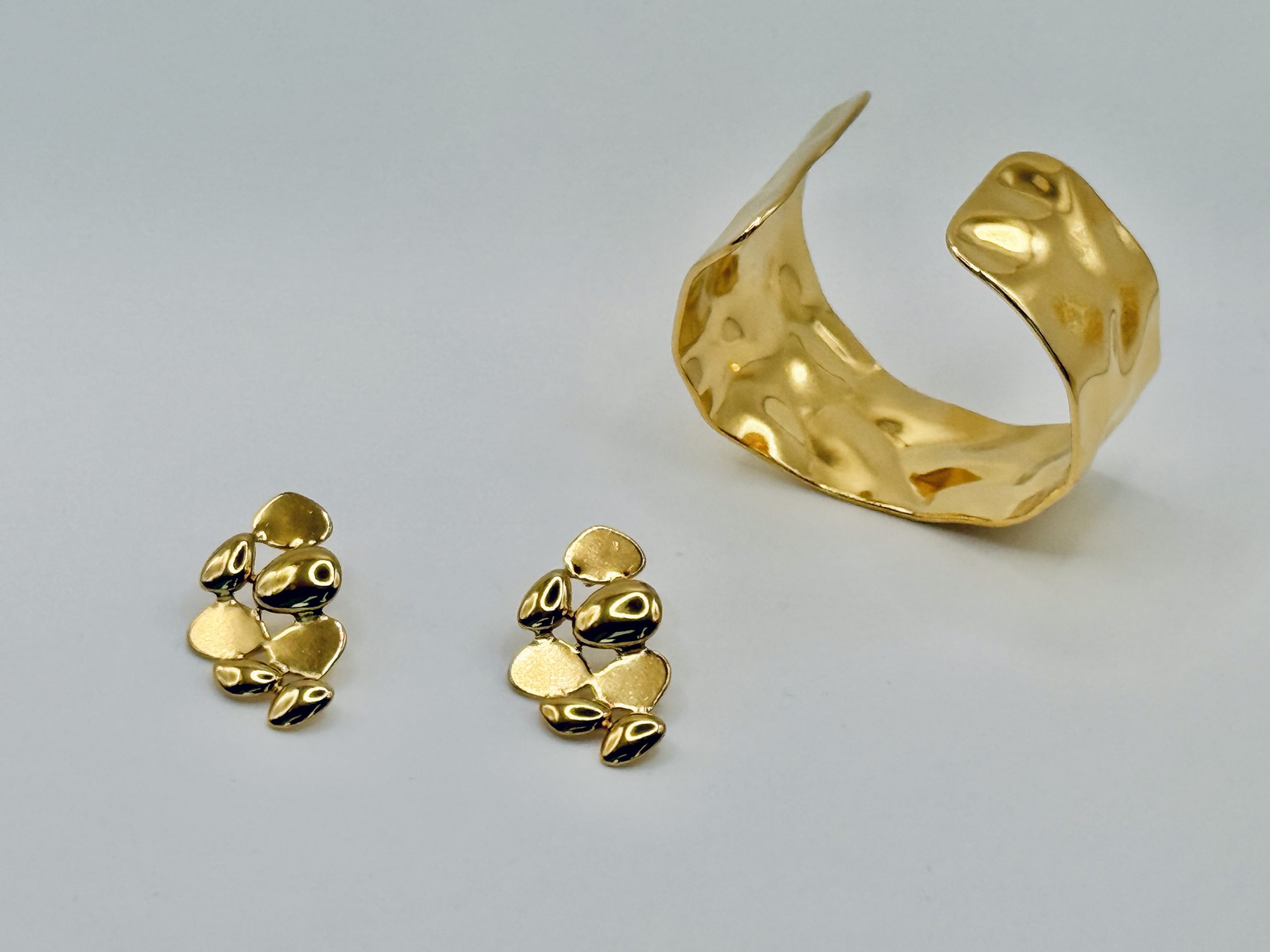 "Golden Pebble" Hammered Cuff Bracelet & Earrings Set